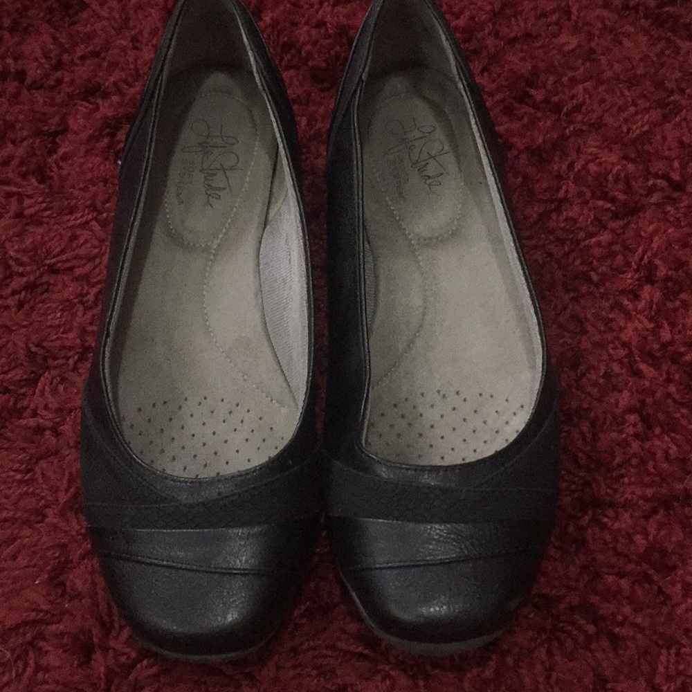 Black Flats - image 1